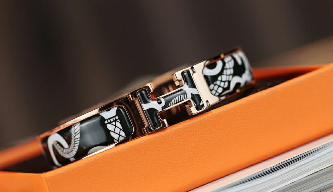 ¡®AuraJewelry¡¯H TARTAN BRACELET 12MM