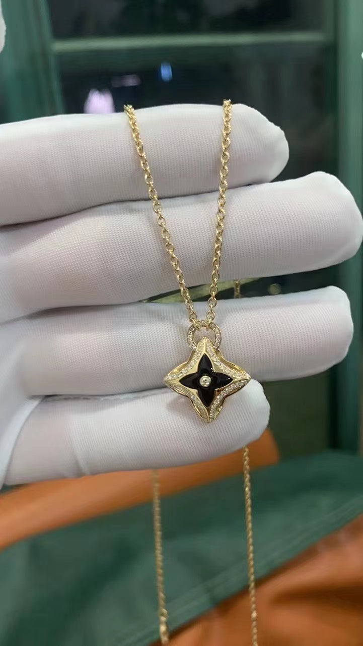 ¡®AuraJewelry¡¯STAR PEDANT PINK GOLD DIAMOND NECKLACE