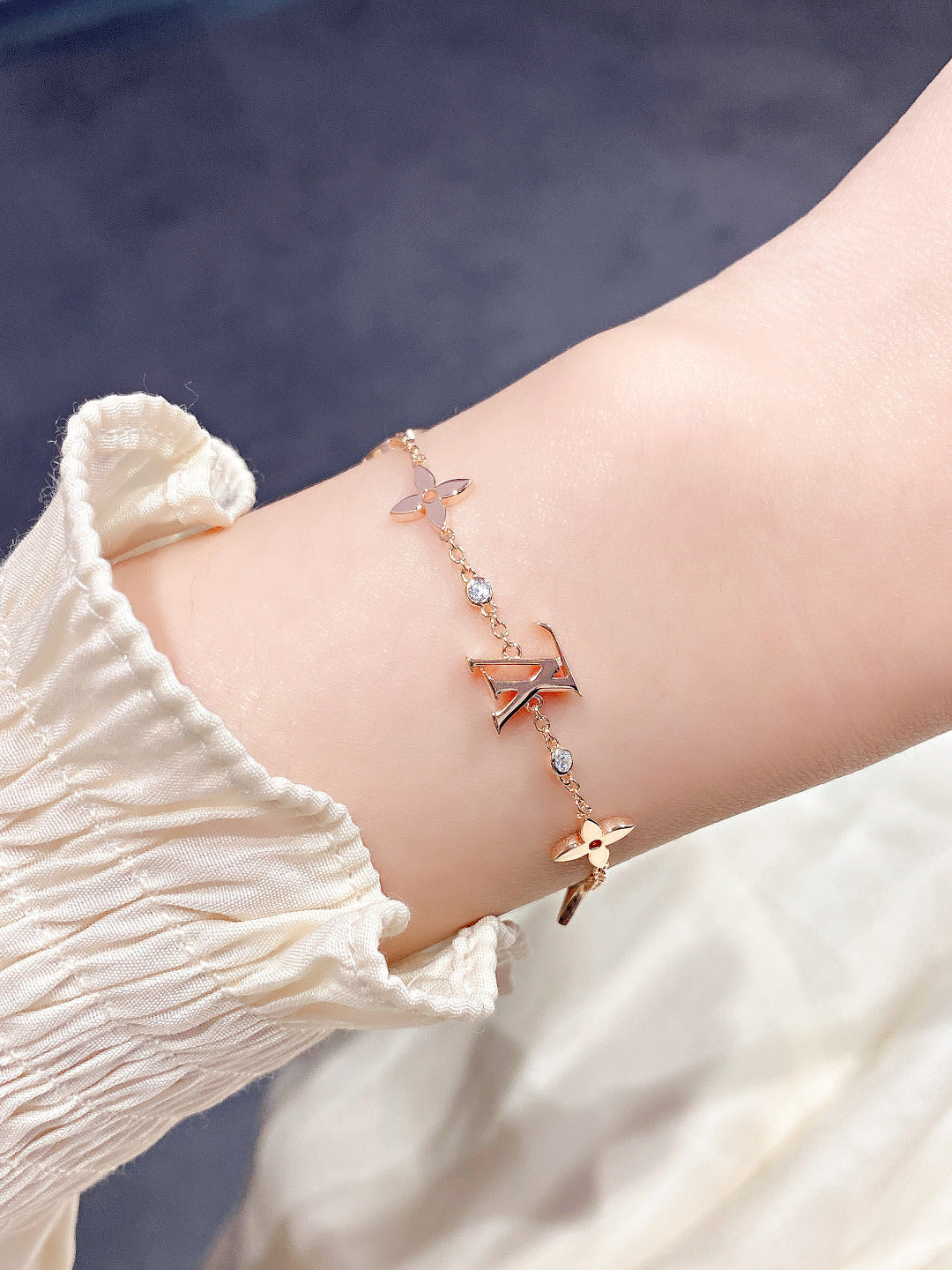 ¡®AuraJewelry¡¯STAR AND SUN 7 MOTIFS GOLD BRACELET
