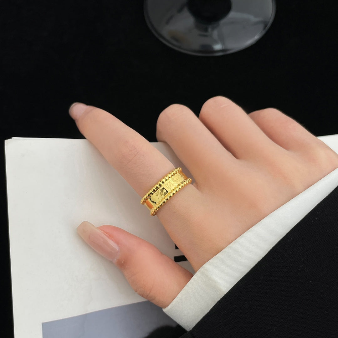 ¡®AuraJewelry¡¯PERLEE SIGNATURE RING