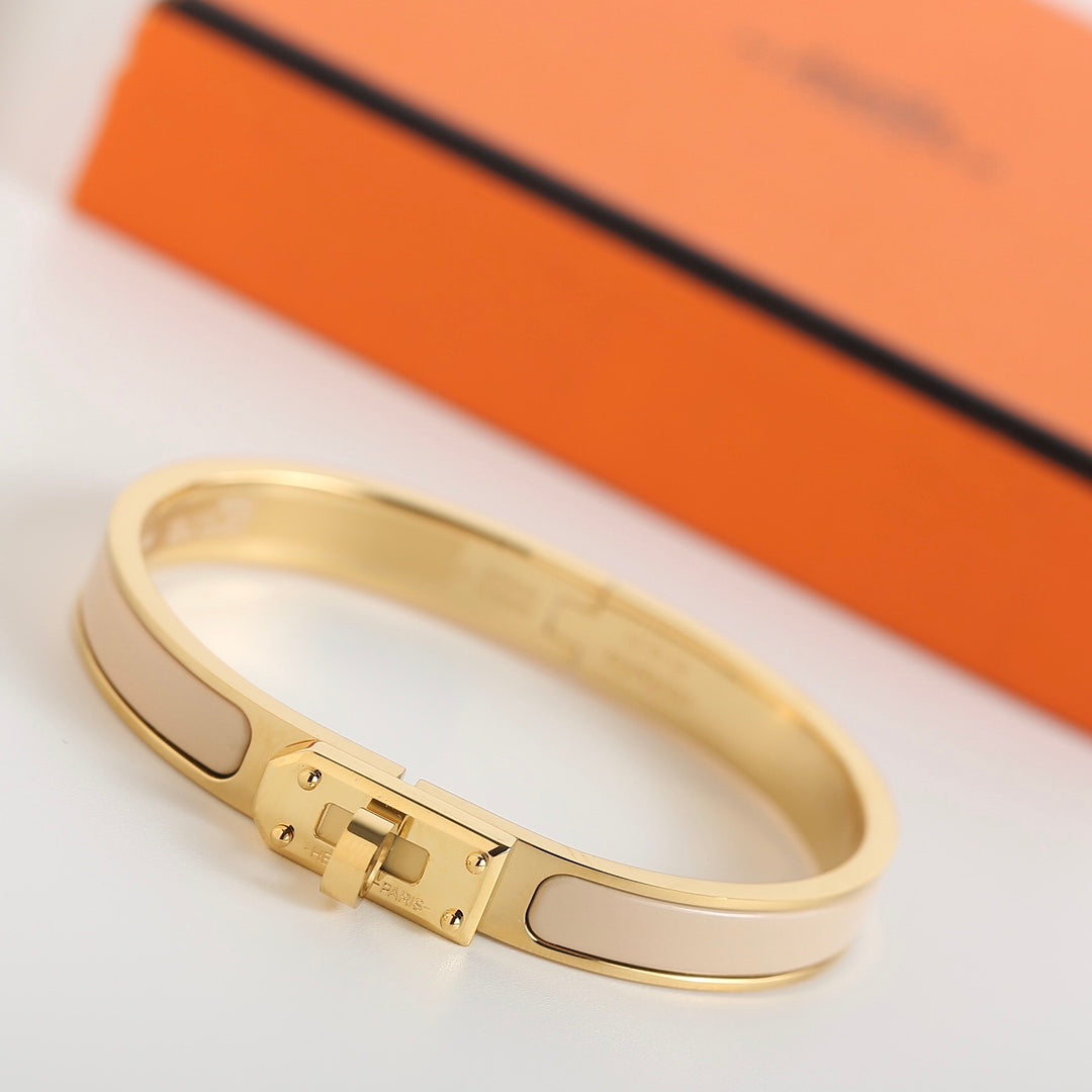 ¡®AuraJewelry¡¯HM KELLY BEIGE BRACELET
