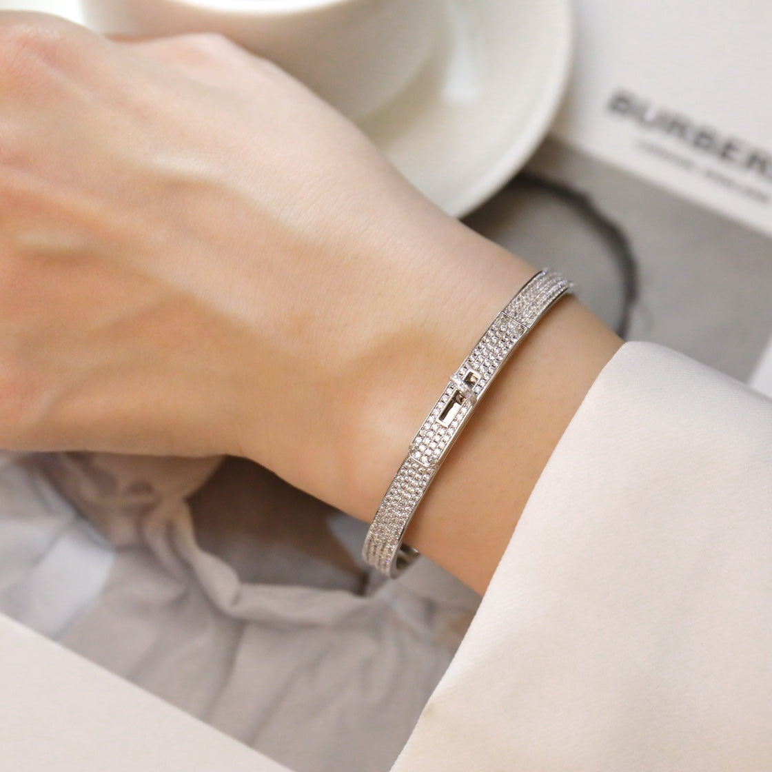 ¡®AuraJewelry¡¯KELLY BRACELET DIAMOND PAVED