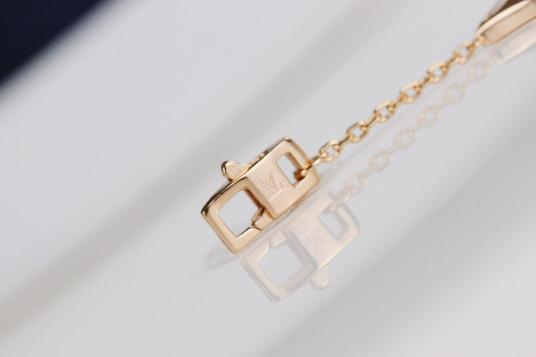 ¡®AuraJewelry¡¯LEAF CLOVER BRACELET