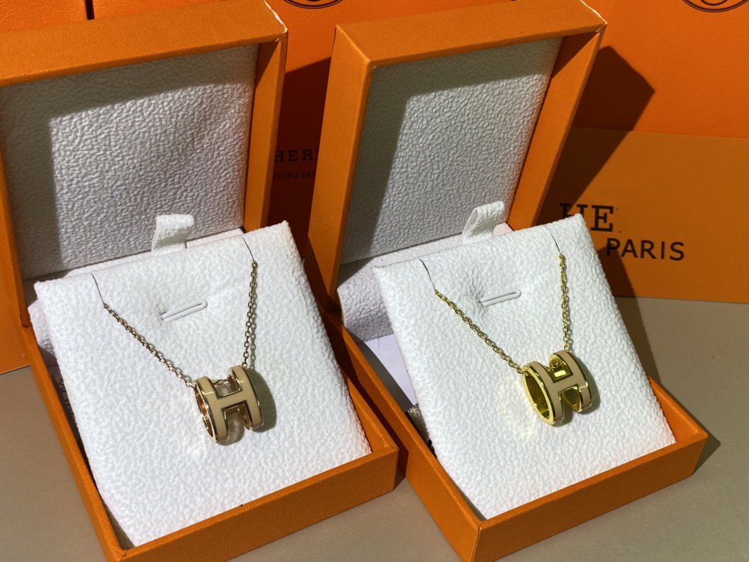 ¡®AuraJewelry¡¯HM CLIC YELLOW ENAMEL GOLD NECKLACE