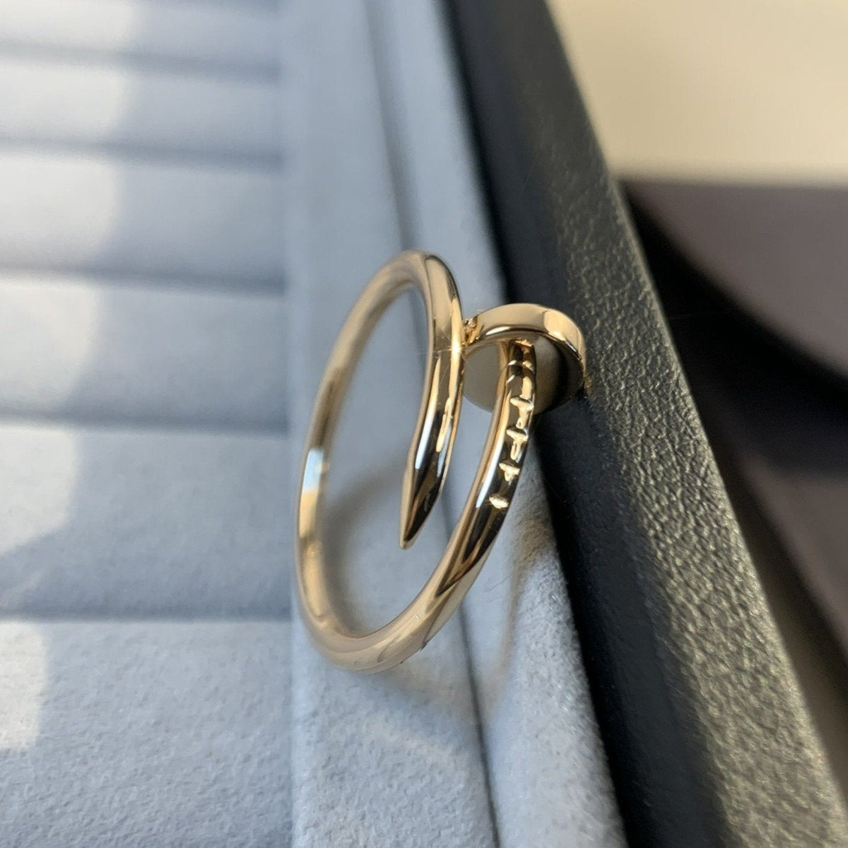 ¡®AuraJewelry¡¯JUSTE RING 1.8MM