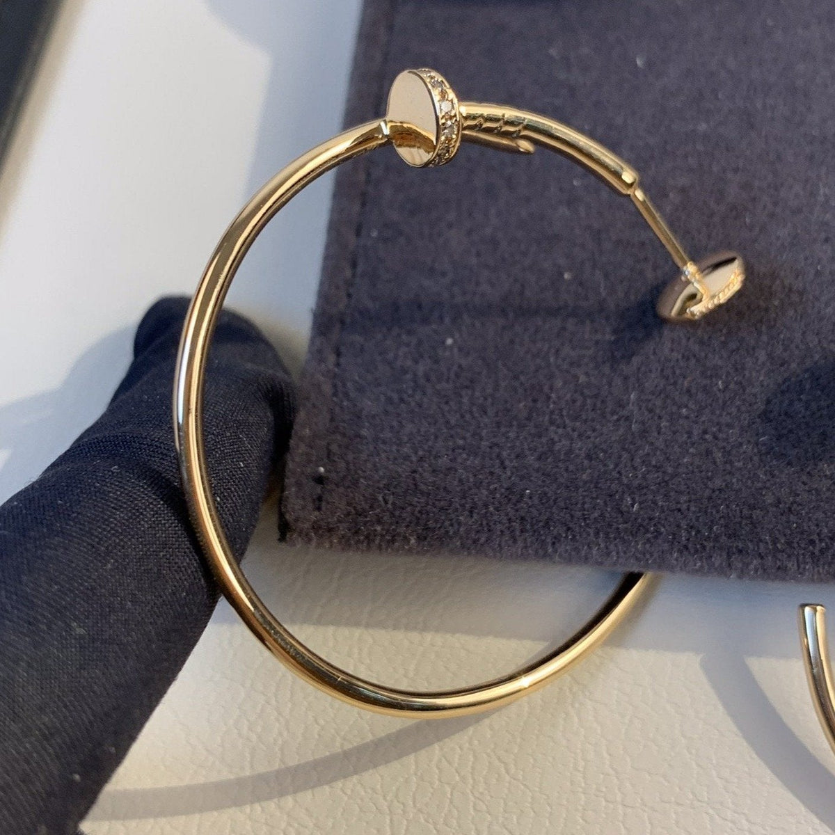 ¡®AuraJewelry¡¯JUSTE EARRINGS GOLD DIAMONDS 1.8MM