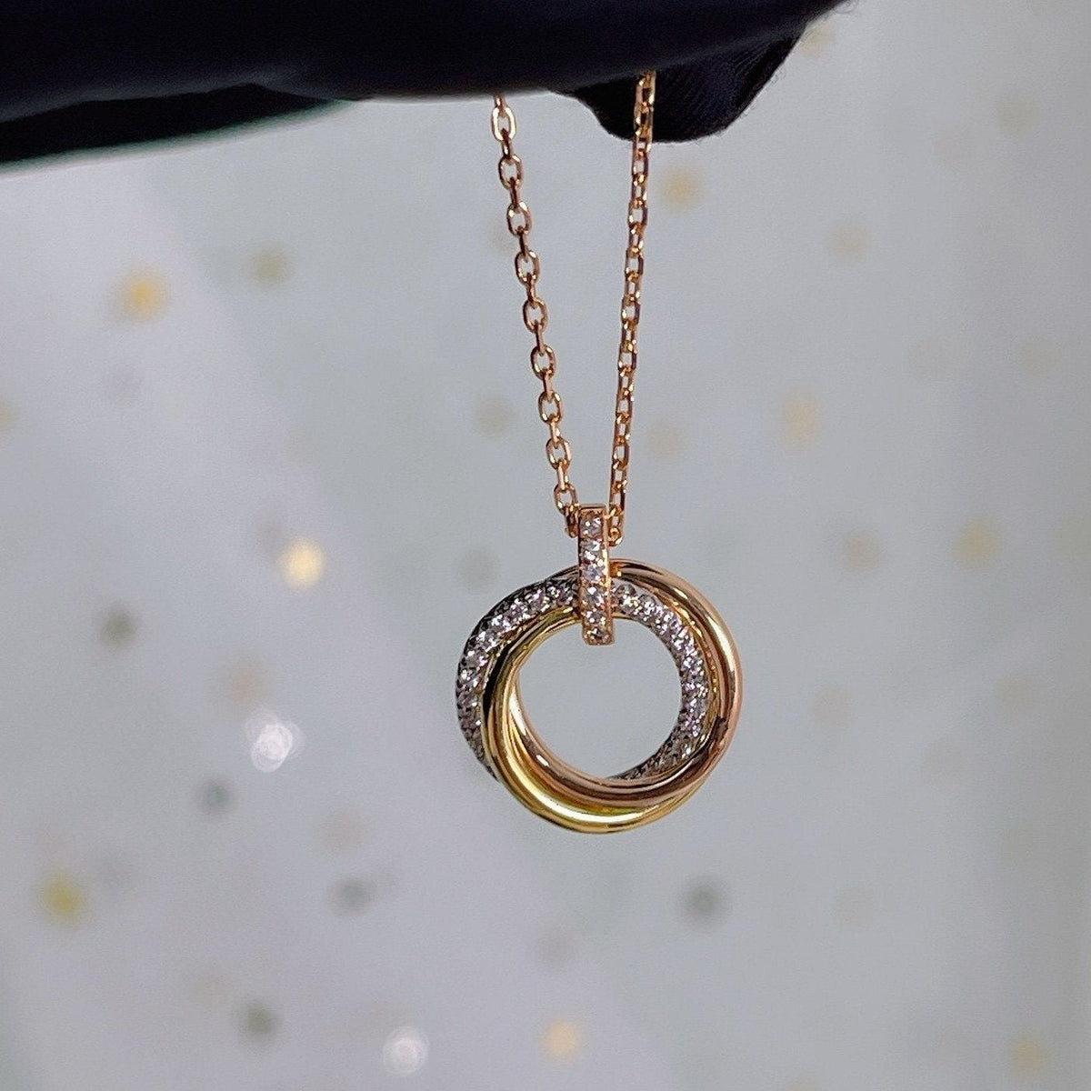 ¡®AuraJewelry¡¯TRINITY NECKLACE SILVER GOLD PINK GOLD DIAMONDS