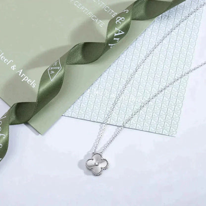 ¡®AuraJewelry¡¯CLOVER  15MM DIAMOND LASER NECKLACE SILVER