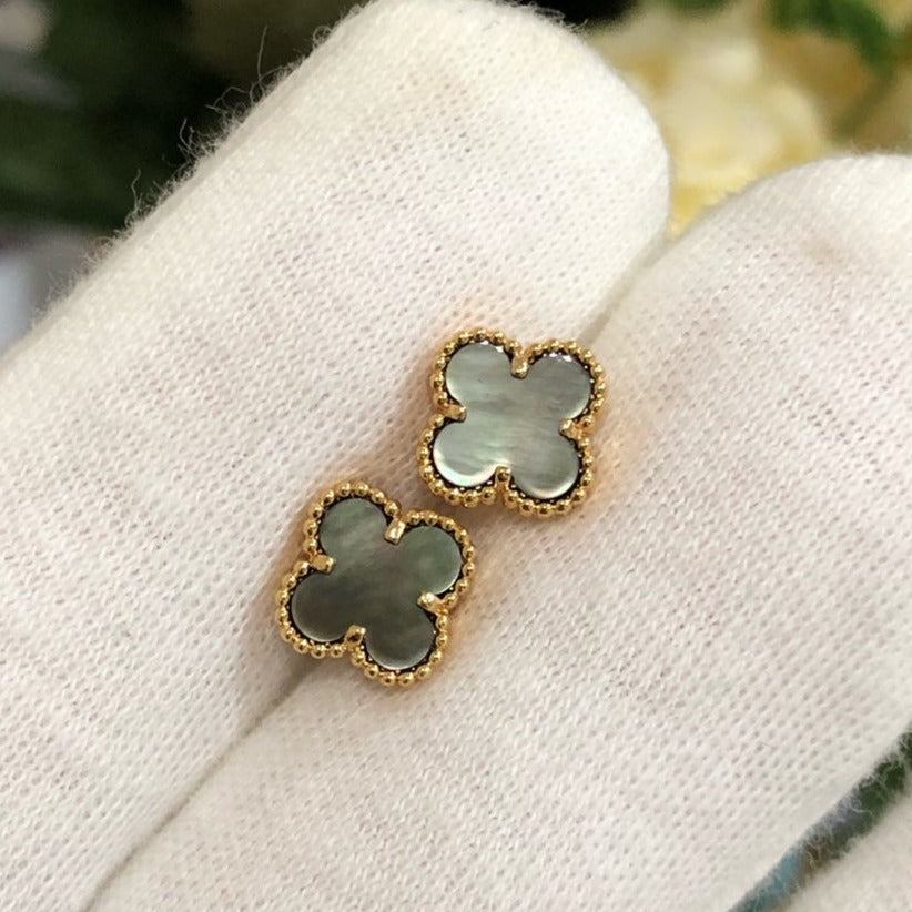 ¡®AuraJewelry¡¯CLOVER MINI GOLD EARRINGS