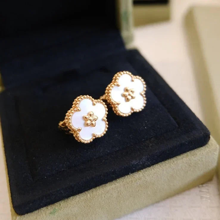 [AuraJewelry]LUCKY WHITE MOP EARRINGS