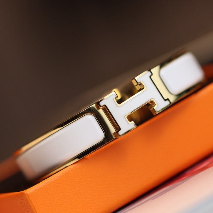 ¡®AuraJewelry¡¯H BRACELET 12MM GOLD