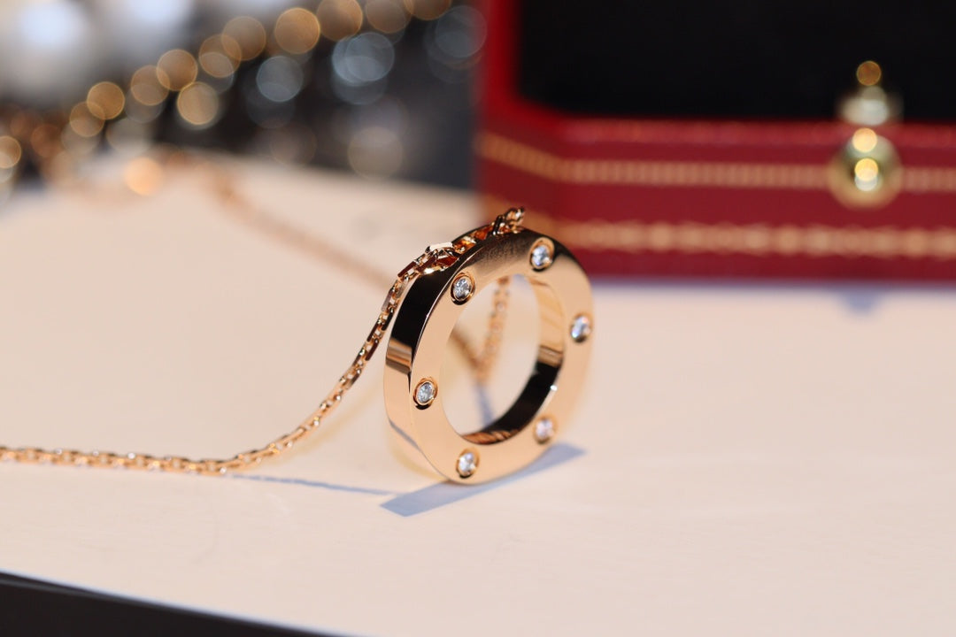 ¡®AuraJewelry¡¯LOVE NECKLACE 16MM 6 DIAMONDS PINK GOLD