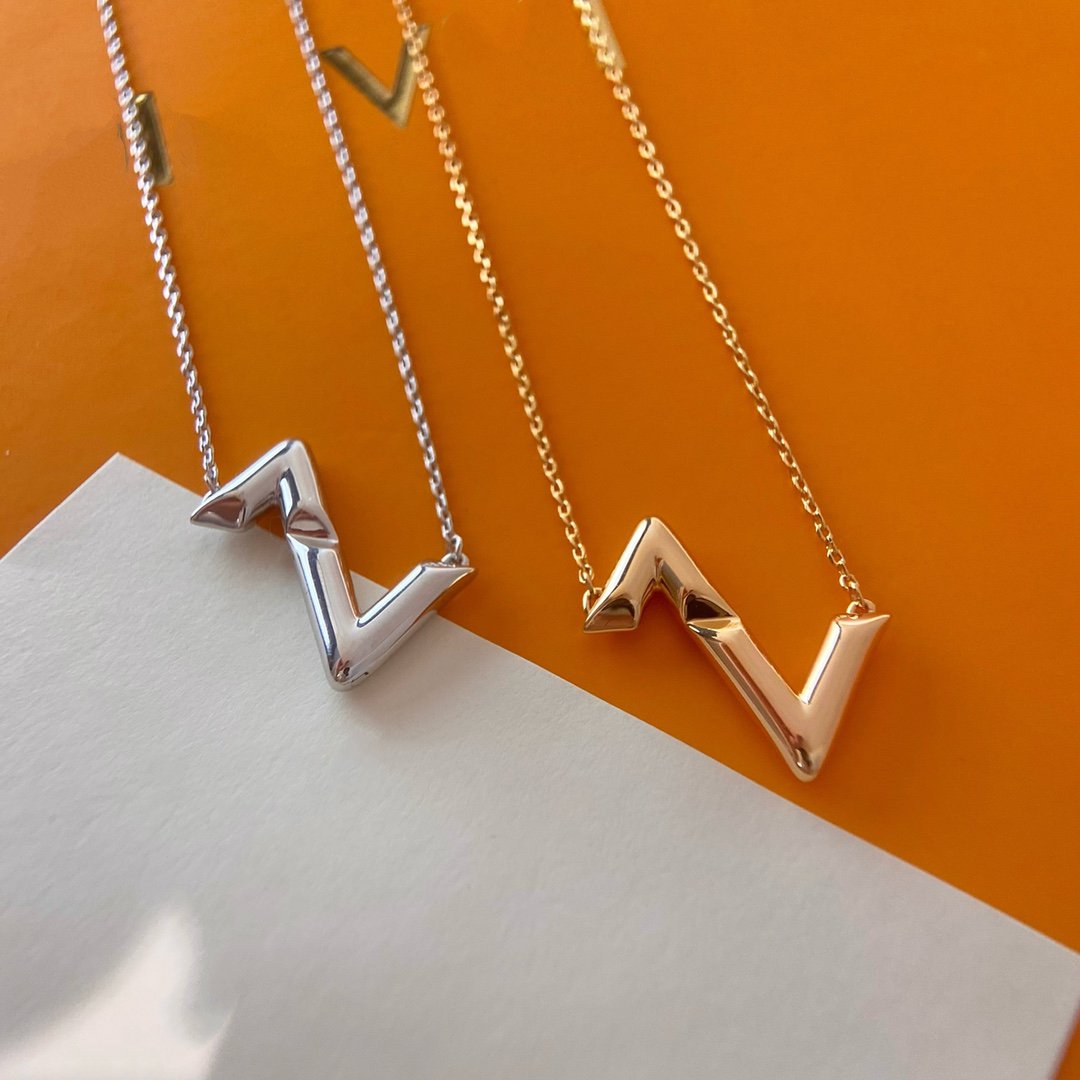 ¡®AuraJewelry¡¯VOLTE UPSIDE DOWN NECKLACE