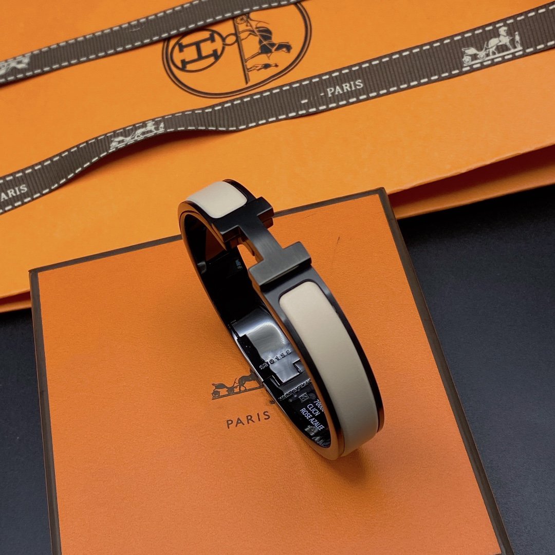 ¡®AuraJewelry¡¯H BRACELET 12MM BLACK BEIGE CERAMIC