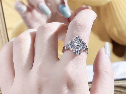 ¡®AuraJewelry¡¯CLOVER DIAMOND RING
