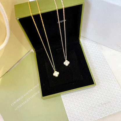 ¡®AuraJewelry¡¯CLOVER MINI 9.5MM WHITE MOTHER-OF-PEARL NECKLACE