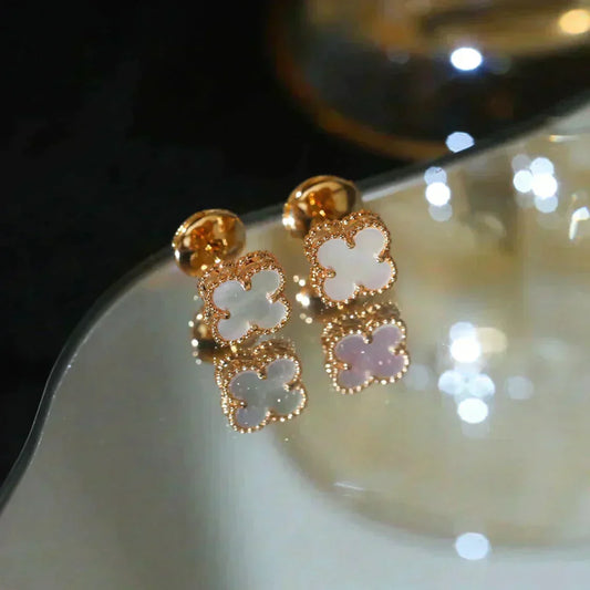 ¡®AuraJewelry¡¯CLOVER MINI 9.5MM WHITE MOP EARRINGS