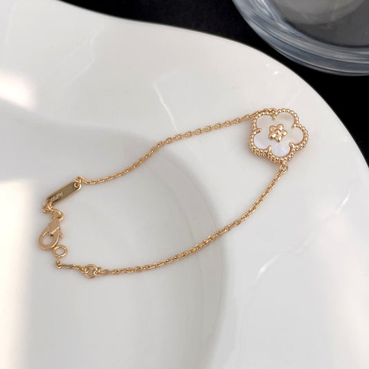 ¡®AuraJewelry¡¯LUCKY SPRING ROSE GOLD MOP BRACELET