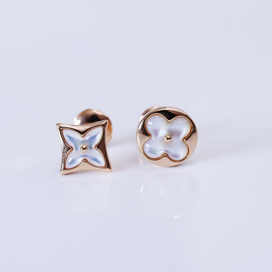 ¡®AuraJewelry¡¯STAR AND SUN PINK GOLD MOP STUD EARRINGS