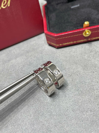¡®AuraJewelry¡¯LOVE 5.5MM 1 DIAMOND EARRINGS