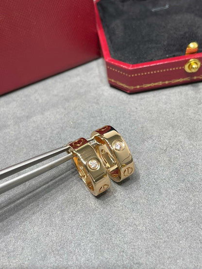 ¡®AuraJewelry¡¯LOVE 5.5MM 1 DIAMOND EARRINGS