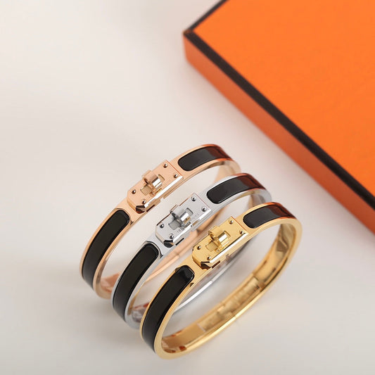 ¡®AuraJewelry¡¯HM KELLY BLACK BRACELET