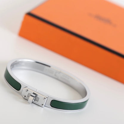 ¡®AuraJewelry¡¯HM KELLY KHAKI BRACELET