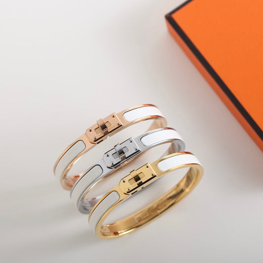 ¡®AuraJewelry¡¯HM KELLY WHITE BRACELET