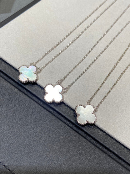 ¡®AuraJewelry¡¯CLOVER MEDIUM SILVER WHITE MOP NECKLACE