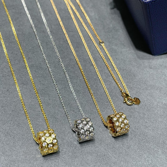 ¡®AuraJewelry¡¯BEE LOVE DIAMOND PAVED 3 ROW NECKLACE