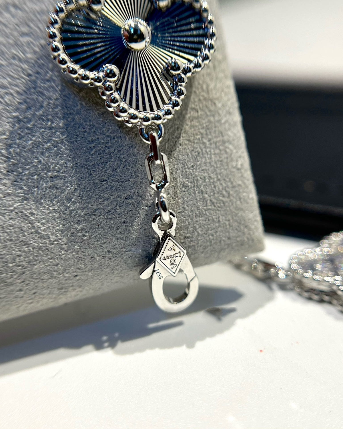 [AuraJewelry]New  CLOVER 5 MOTIF LASER BRACELET COLLECTION