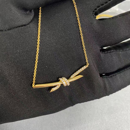 [AuraJewelry]T House Diamond-Studded Knot Necklace