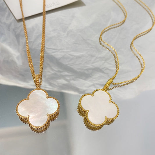 ¡®AuraJewelry¡¯CLOVER 25MM MOP LARGE PENDANT NECKLACE