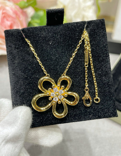[AuraJewelry] Flower Jewelry Set with Diamond Center