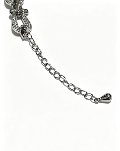 ¡®AuraJewelryDiamond-studded Horseshoe Bracelet