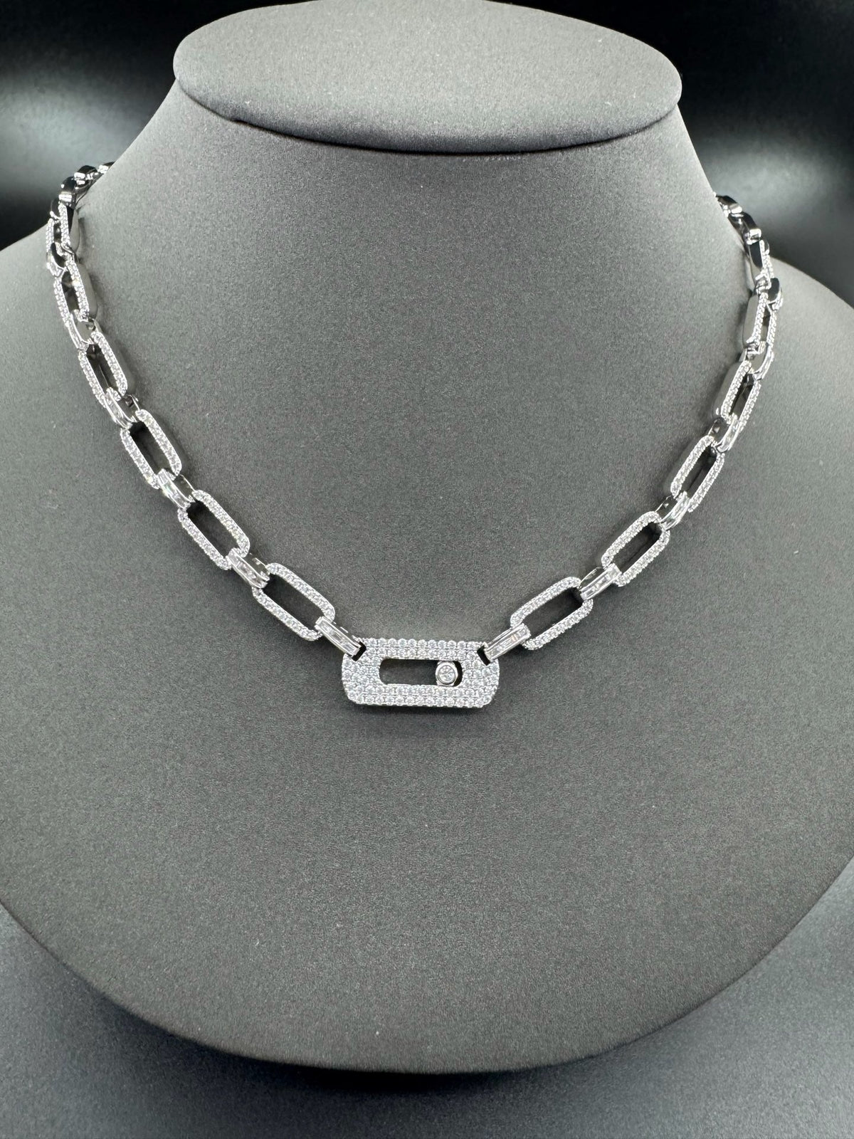 [AuraJewelry] Move Link Pave Diamond Chain Necklace