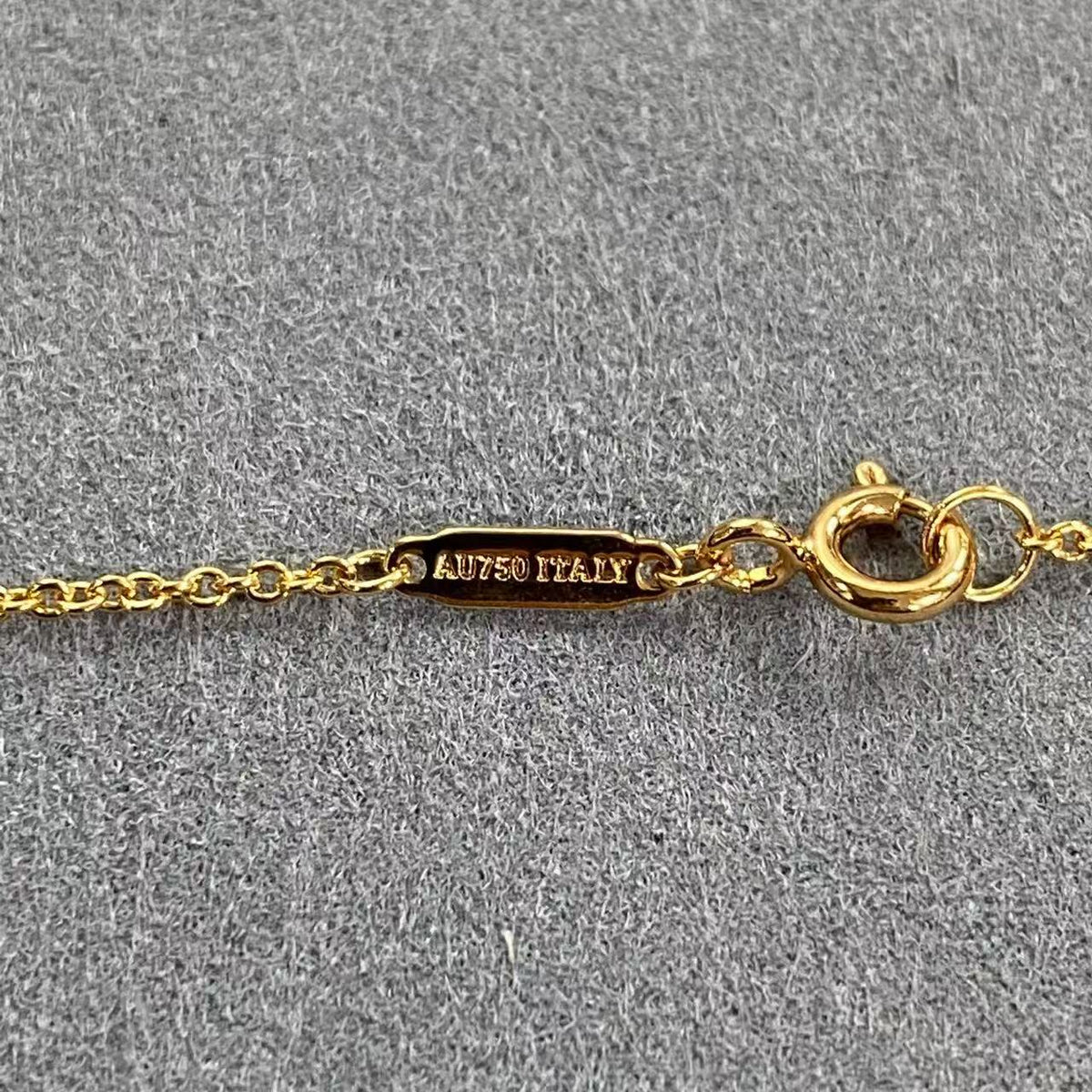 [AuraJewelry]T House Diamond-Studded Knot Necklace