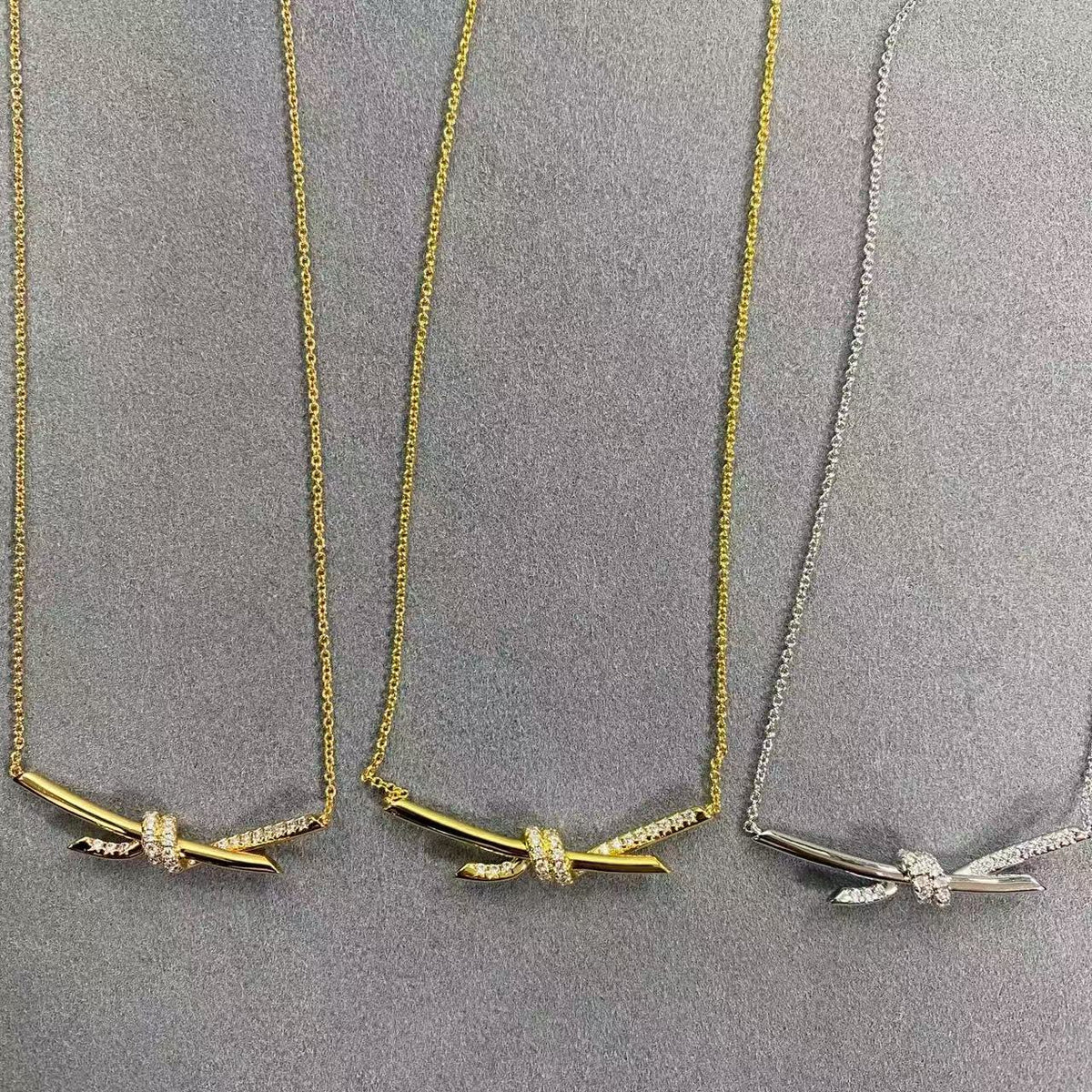 [AuraJewelry]T House Diamond-Studded Knot Necklace
