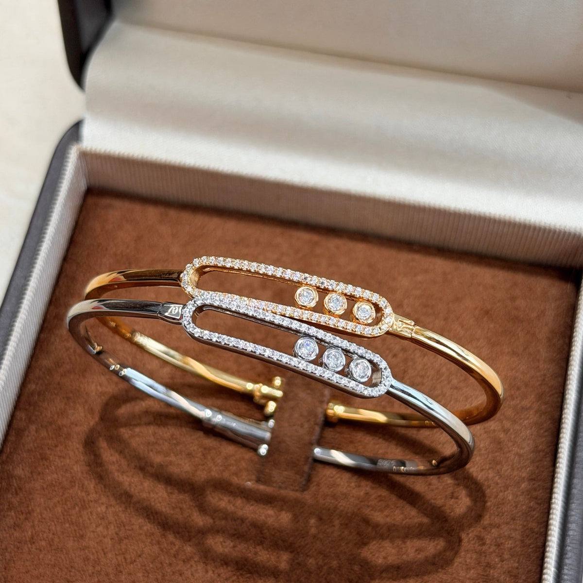 [AuraJewelry]Move Pavé Diamond Bangle Bracelet M