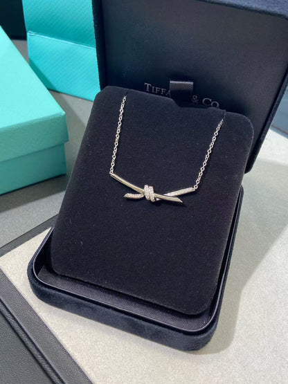 [AuraJewelry]T House Diamond-Studded Knot Necklace