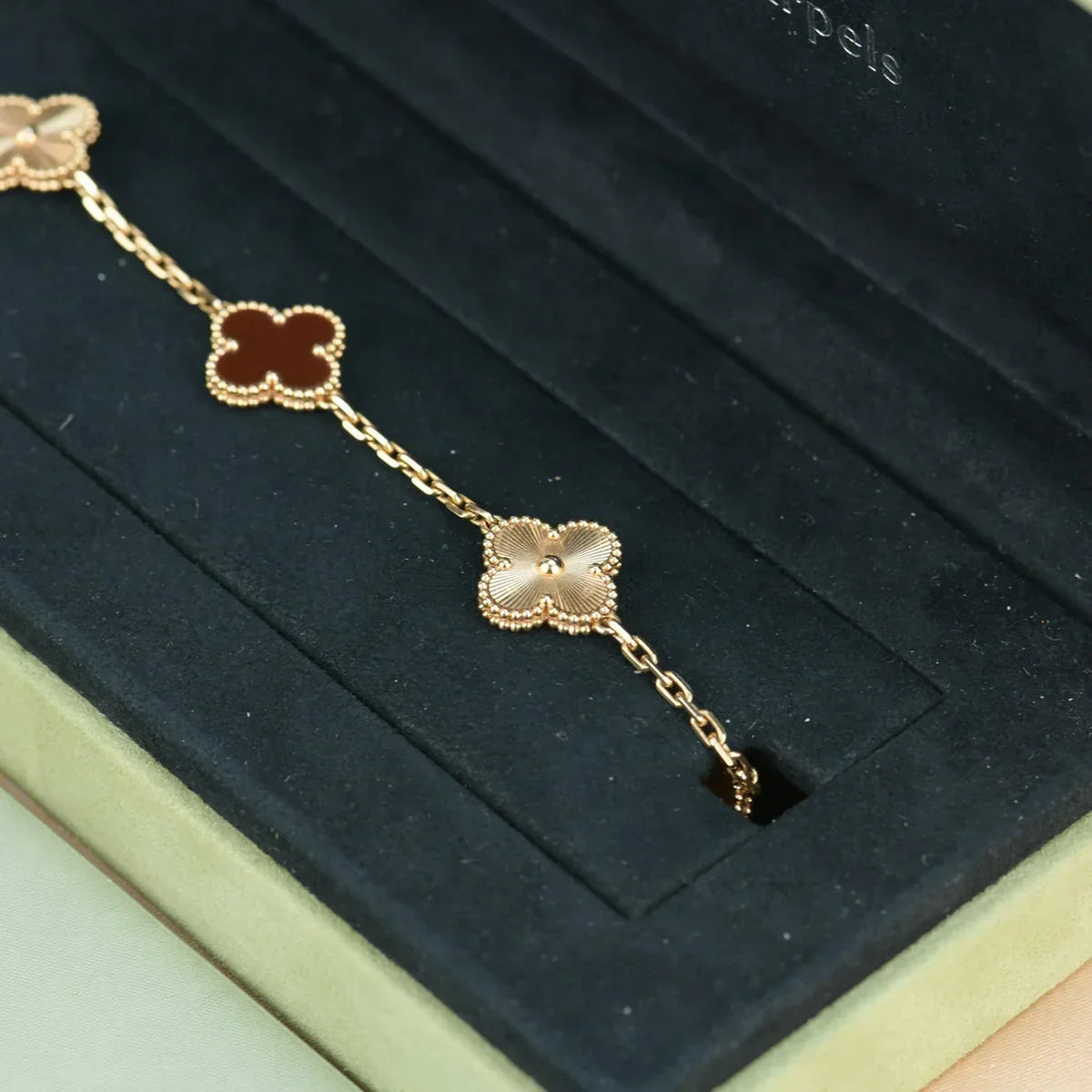 [AuraJewelry]New  CLOVER 5 MOTIF RED CORNELIAN BRACELET COLLECTION