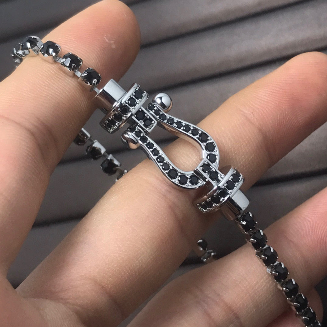 ¡®AuraJewelry¡¯FORCE  LARGE HORSESHOE FULL DIAMOND TENNIS BRACELET