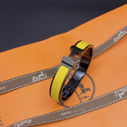 ¡®AuraJewelry¡¯CLIC HM SO BLACK YELLOW BRACELET