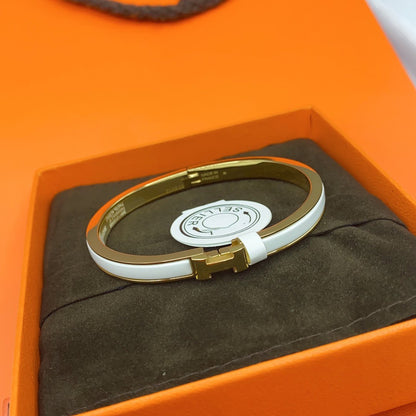 ¡®AuraJewelry¡¯CLASSIC HM CLIC WHITE 8MM ENAMEL BRACELET