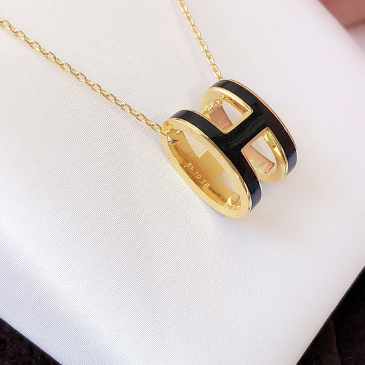 ¡®AuraJewelry¡¯HM CLIC BLACK ENAMEL GOLD NECKLACE