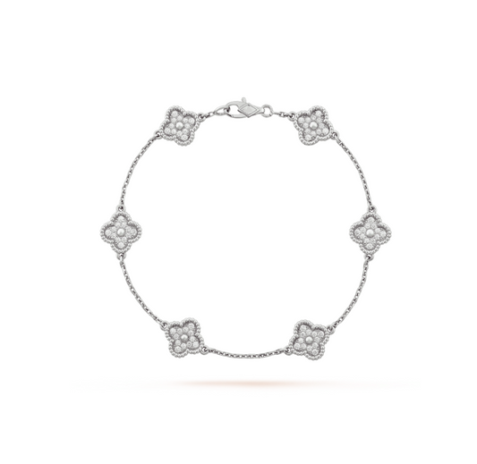 ¡®AuraJewelry¡¯CLOVER 6 MOTIF SILVER DIAMOND BRACELET