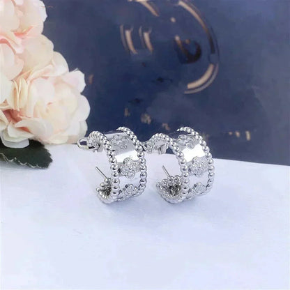¡®AuraJewelry¡¯PERLEE DIAMOND EARRINGS