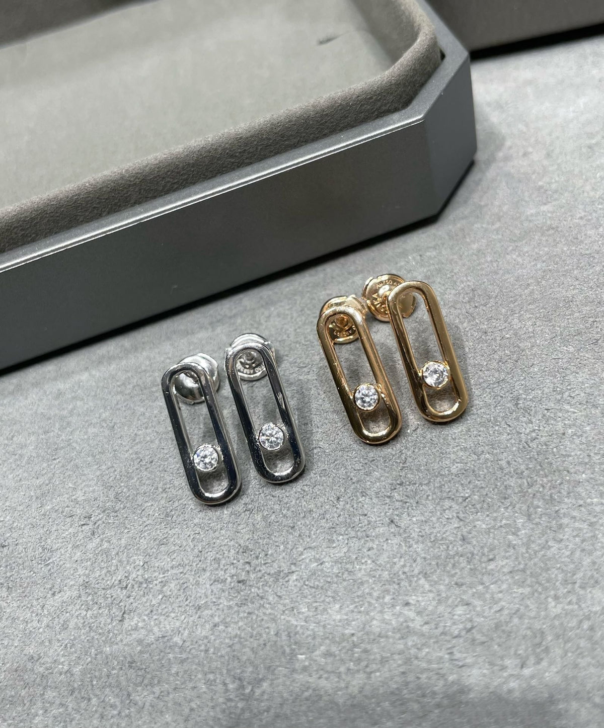 [AuraJewelry]MOVE UNO SMALL 1 DIAMOND EARRINGS